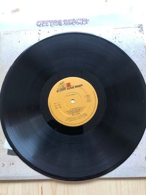 Dischi in vinile: Neil Young – Usato da Aarwangen venduto da Jukebox3 8