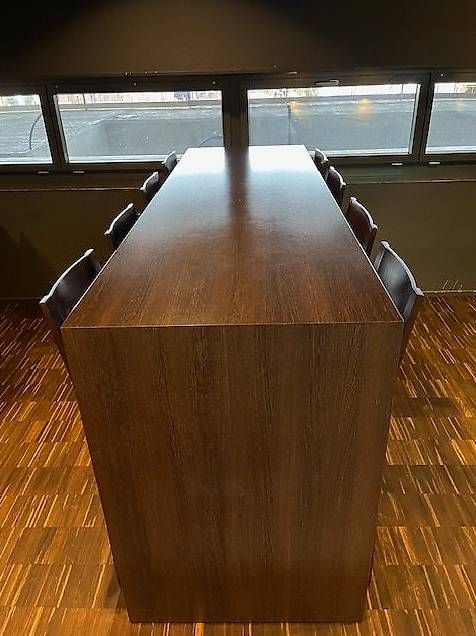 Tische: Bartisch Dietiker L 240 x B 75 x H 110 cm – Gebraucht aus Wolhusen von Gastrorampe 1