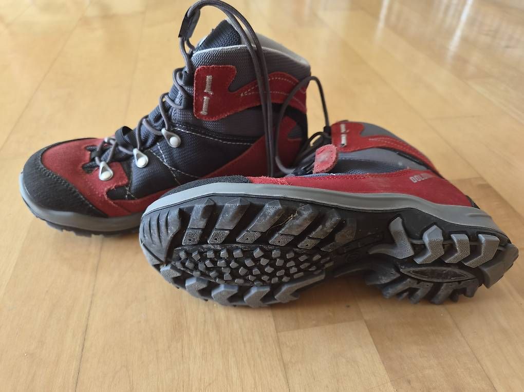 Dolomite Herrenschuhe: Neuwertige Dolomite Wanderschuhe, Gr. 33 – Gebraucht aus Russikon von i_laura 1