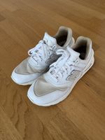 New Balance MS997S, Grösse 44, US 10, Weisse Schuhe
