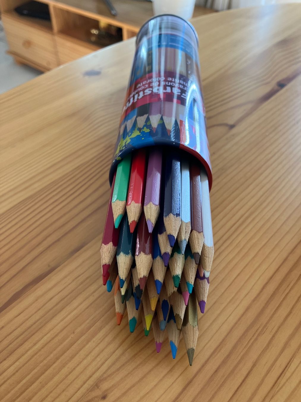 Colori: Bundle: Farbstifte, Malfarben, Neocolor und Stempel – Nuovo (secondo la descrizione) da Goldau venduto da daytona82