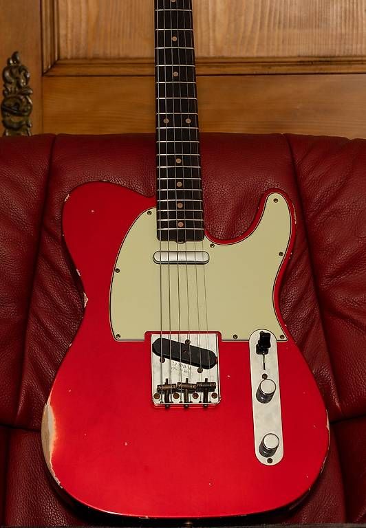 Fender Strumenti musicali: Fender Custom Shop 1961 Telecaster – Usato da Therwil venduto da Esminor