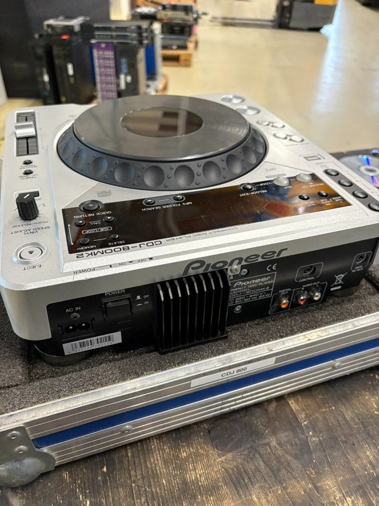 Pioneer Lettore multimediale & Streamer: Pioneer CDJ-800 MK2 mit Case – Usato da Deitingen venduto da 303 1
