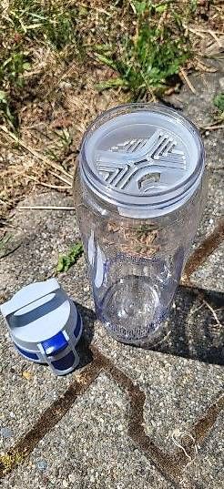 Sigg Trinkflaschen & Thermosflaschen: SIGG Trinkflasche 0,75 l – Gebraucht aus Duggingen von lot-of-fun 1