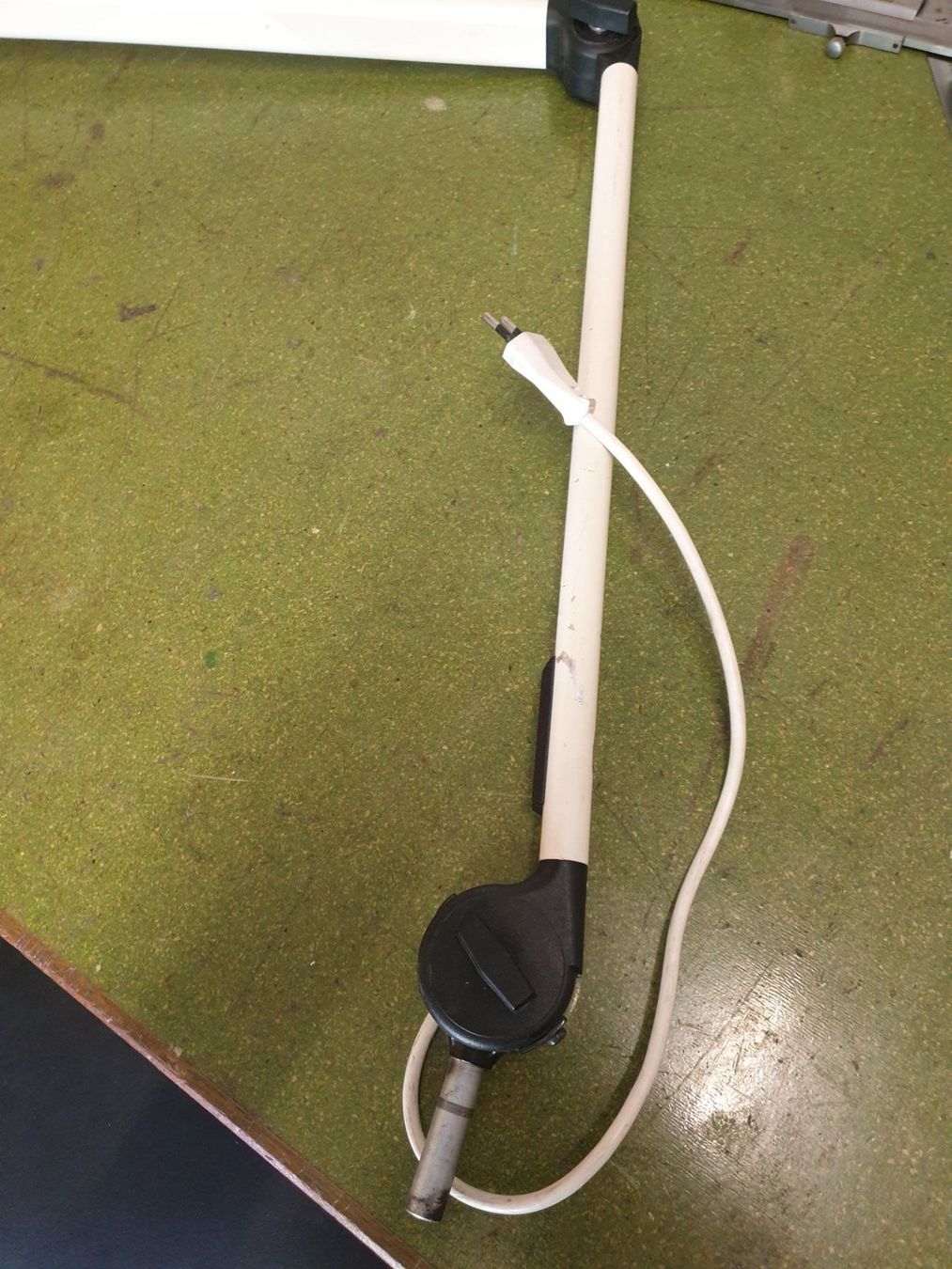 Lampade: Werkstattlampe – Usato da Niederdorf venduto da tatikin 2