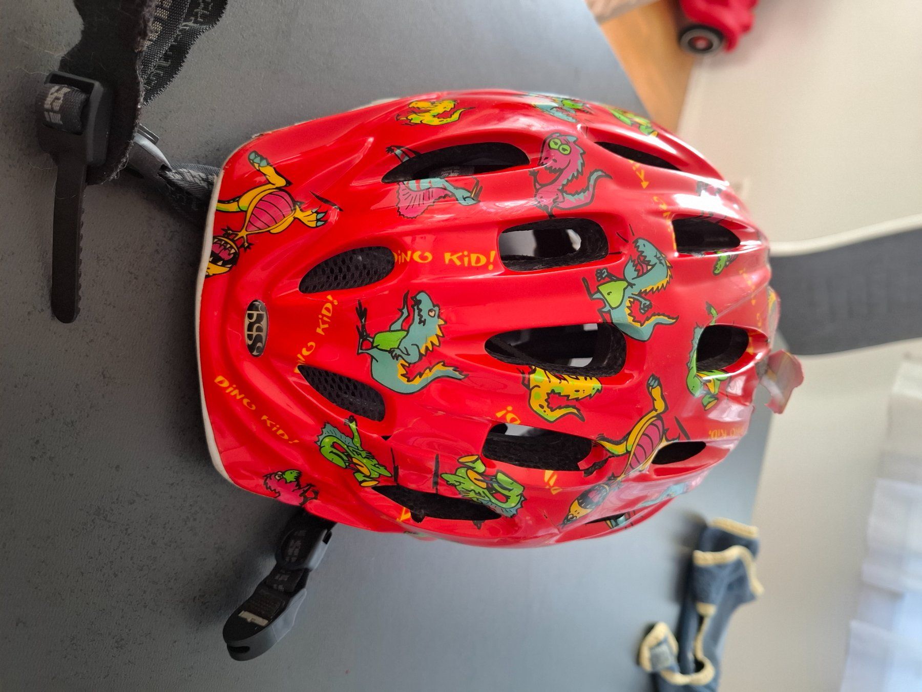 Caschi: Kinder Velohelm – gebraucht – Usato da Hunzenschwil venduto da Tanja2011 8