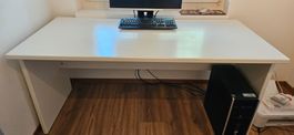 Bürotisch