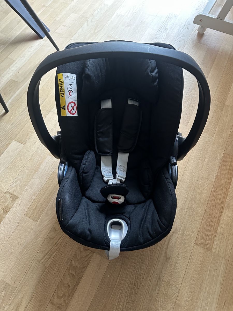 Cybex Auto-Kindersitze: Cybex Babyschale schwarz, inkl. Base iso fix – Gebraucht aus Wegenstetten von wel_8mv6 2