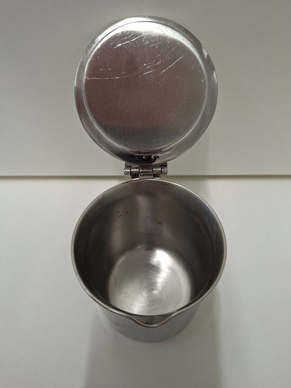 Teiere: Isoliertes Kaffeekännchen aus Edelstahl – Usato da Weggis venduto da Artemis11 2