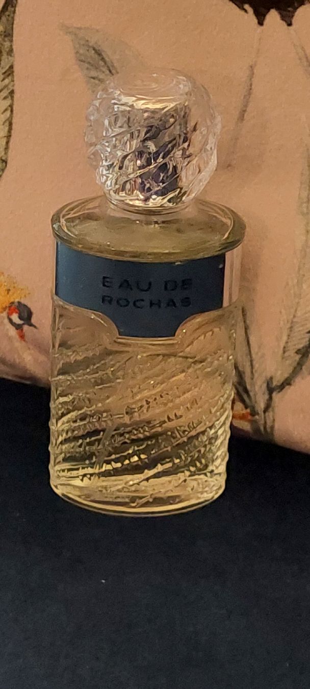 Rochas Parfum & Eau de Toilette: Parfüm Eau de Rochas – Gebraucht aus Safenwil von fra_t5c9