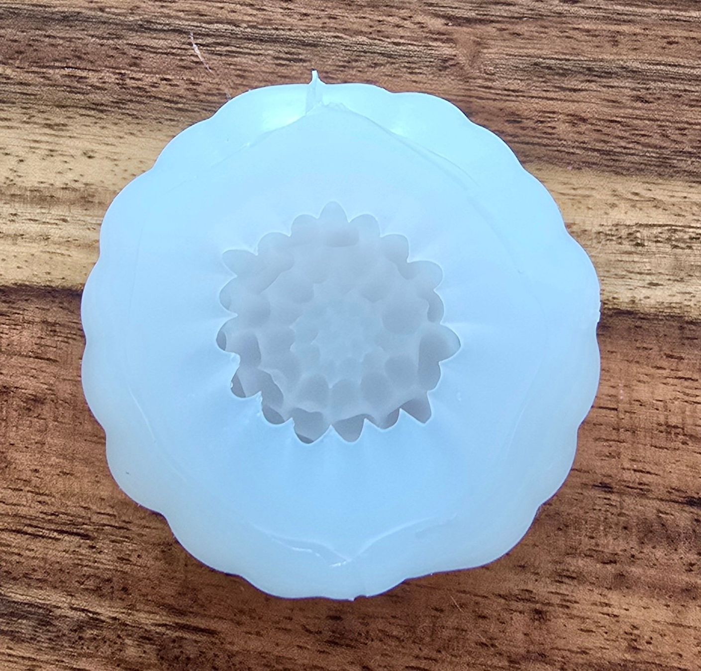 Backformen: Seifen-Kerzen Silikonform Mold / Blume / Flower / Aster – Neu und originalverpackt aus Zürich von amysmith 1