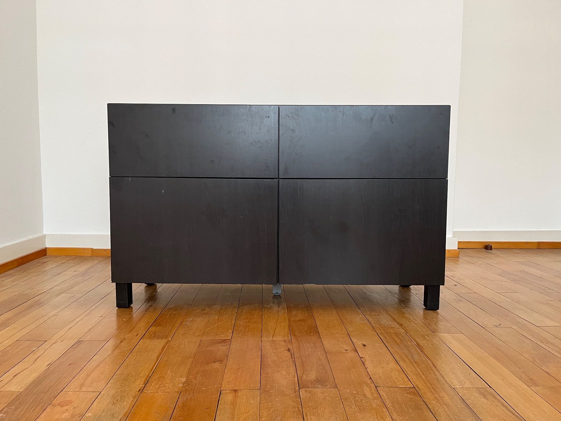 Cassettiere: Modernes schwarzes Sideboard – Usato da Zürich venduto da lea_55mb 1