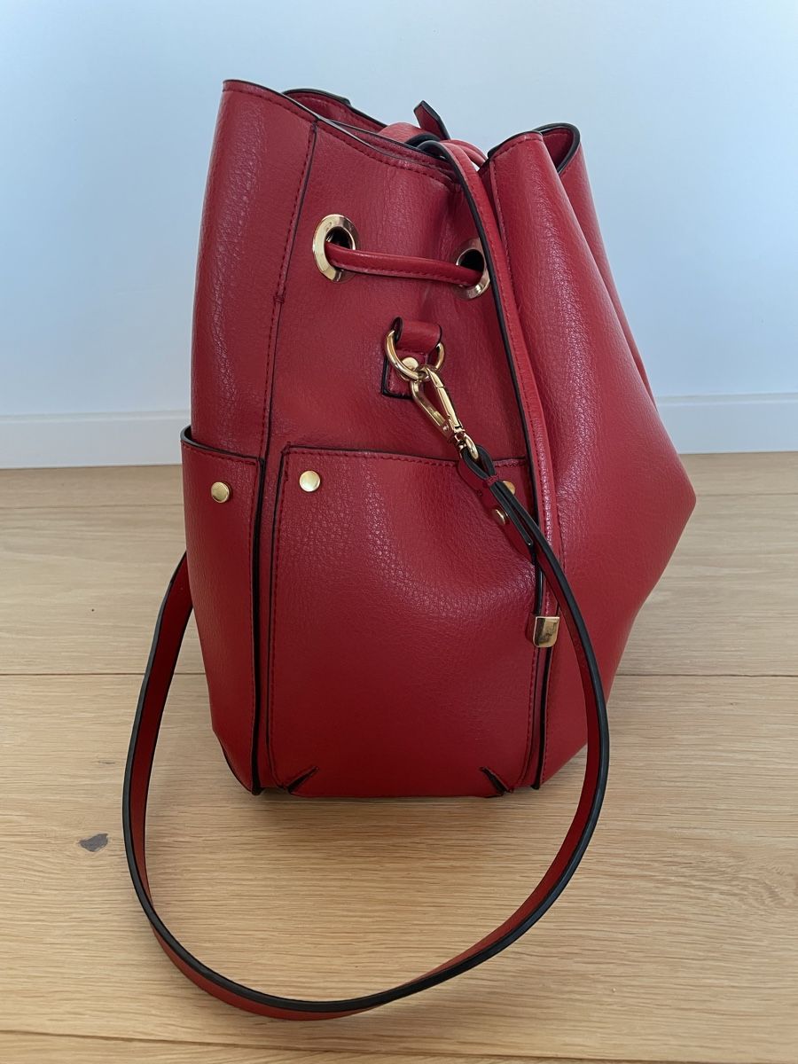 Zara Borse da donna: Secchiello Zara (ottimo stato) – Usato da Lugaggia venduto da smy_d269 1
