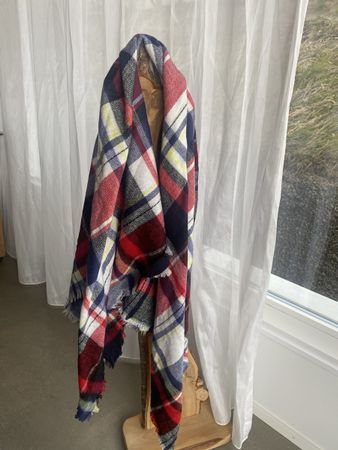 Kuscheliger XXL Schal, aus Wolle und Viscose 👍