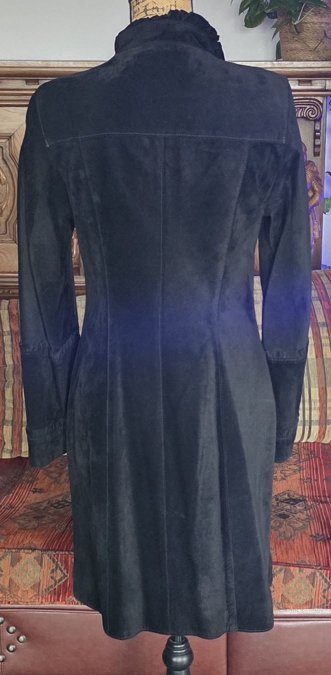 Mäntel: Wunderschöne Schwarzer Mantel aus Wildleder, Grösse S/M ,Neu – Neu (gemäss Beschreibung) aus Rheinsulz von Gilea 5