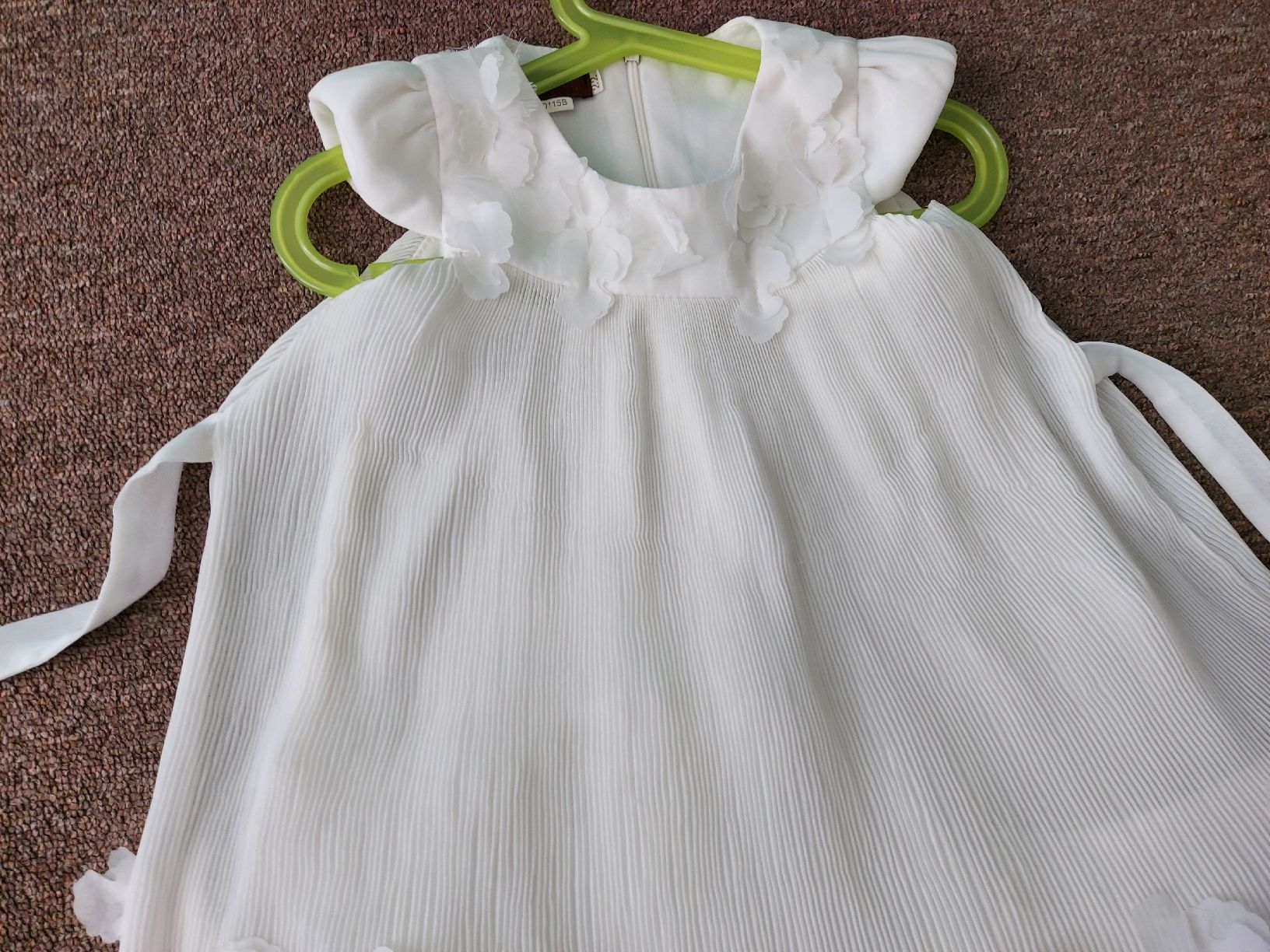 Vestiti & Gonne: Kleid. – Usato da Glattpark(Opfikon) venduto da Uthyla 2