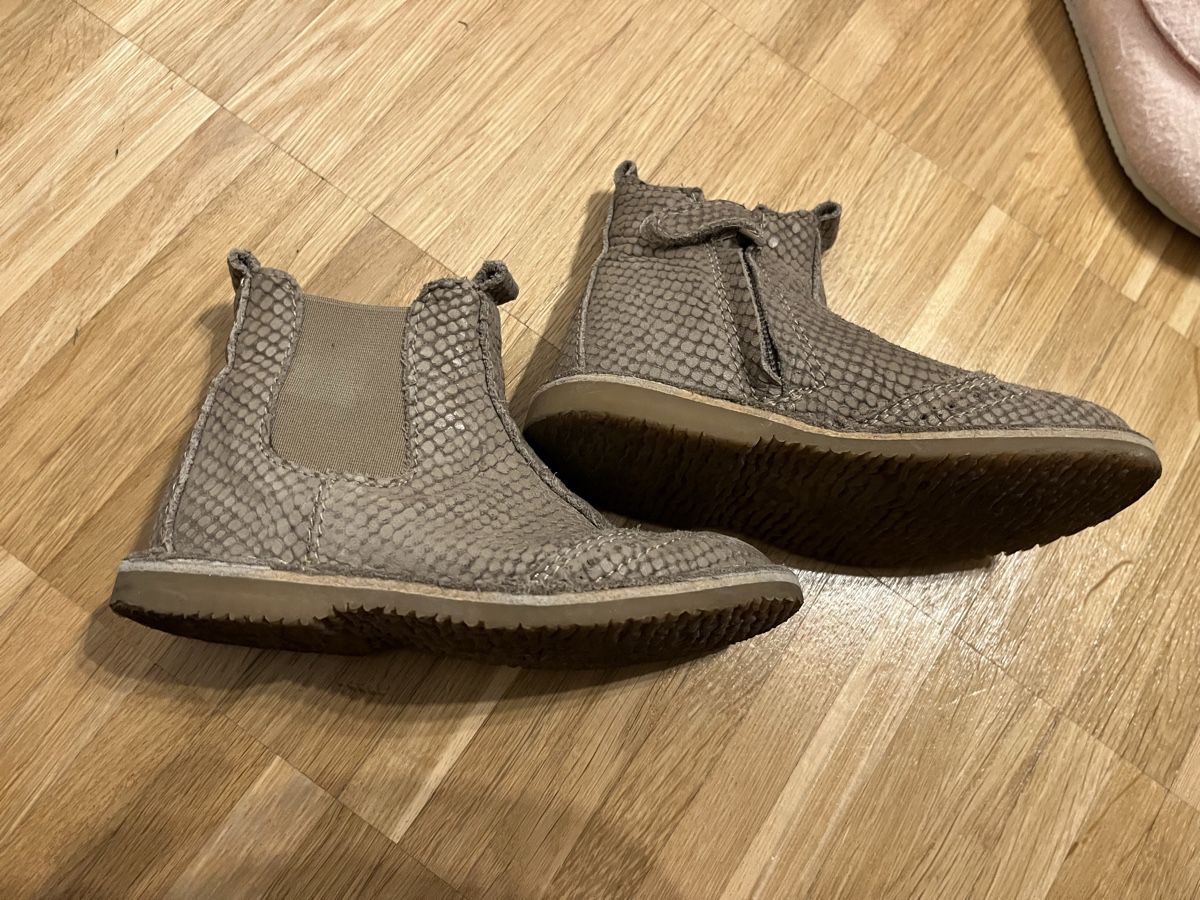 Bisgaard Scarpe per ragazze: Marken Schuhe 4 Paare in Gr. 27 – Usato da Zürich venduto da LemonadeZH 3