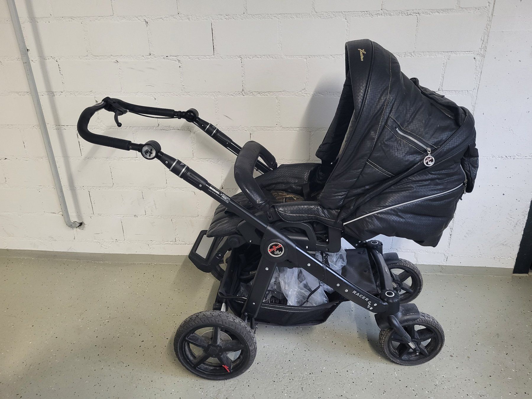 Hartan Carrozzine: Kinderwagen mit Tragetasche von Hartan – Usato da Hünenberg venduto da bue_6ssh 1