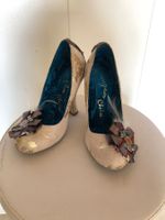 Escarpins Irregular Choice beige et dorés taille 38