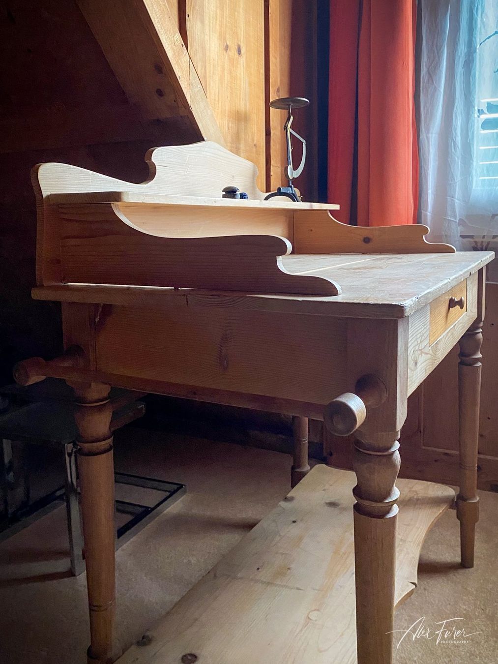 Kommoden: Antiker Waschtisch (Waschkommode) – Gebraucht aus Forst von alFurer 1