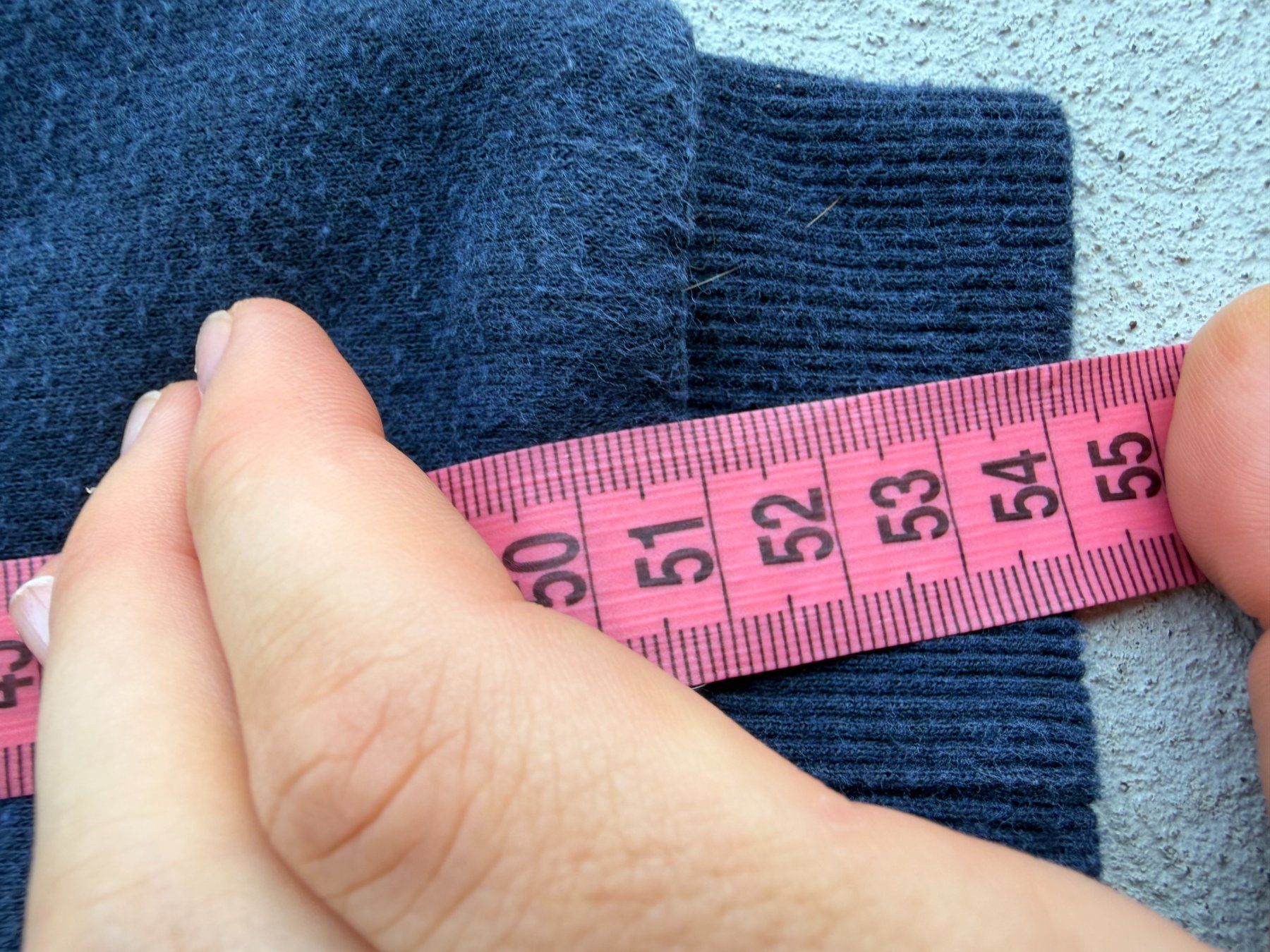 Hosen: Kinder Hosen dunkelblau Grösse 104 – Gebraucht aus Riehen von ann_76jw 4