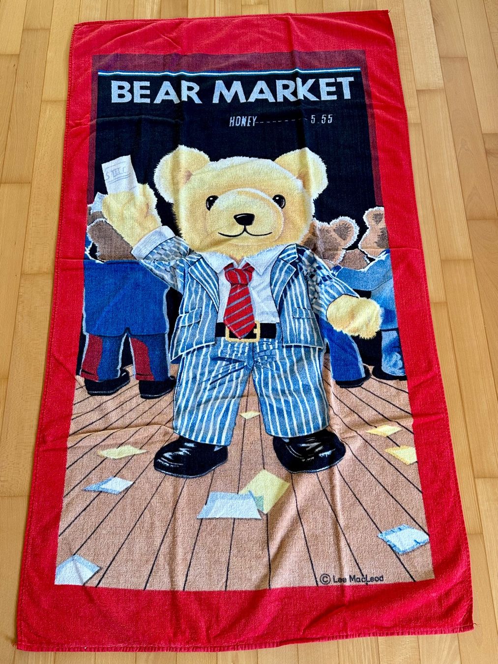 Badetücher: Sammlerstück: Badetuch "Bear Market" – Gebraucht aus Mönchaltorf von Delaire12