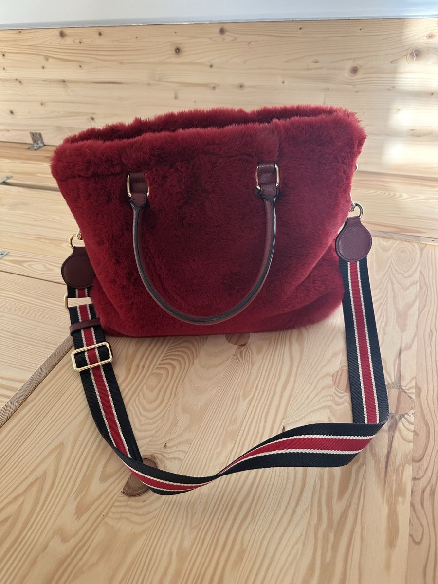 Taschen für Damen: Damenhandtasche von Essential Antwerp – Neu (gemäss Beschreibung) aus Fribourg von Fredex96