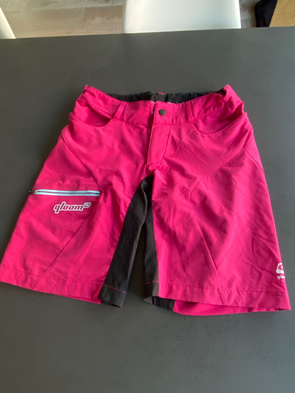 Qloom Pantaloni: Qloom Bikehose – Usato da Frauenfeld venduto da Chgunti