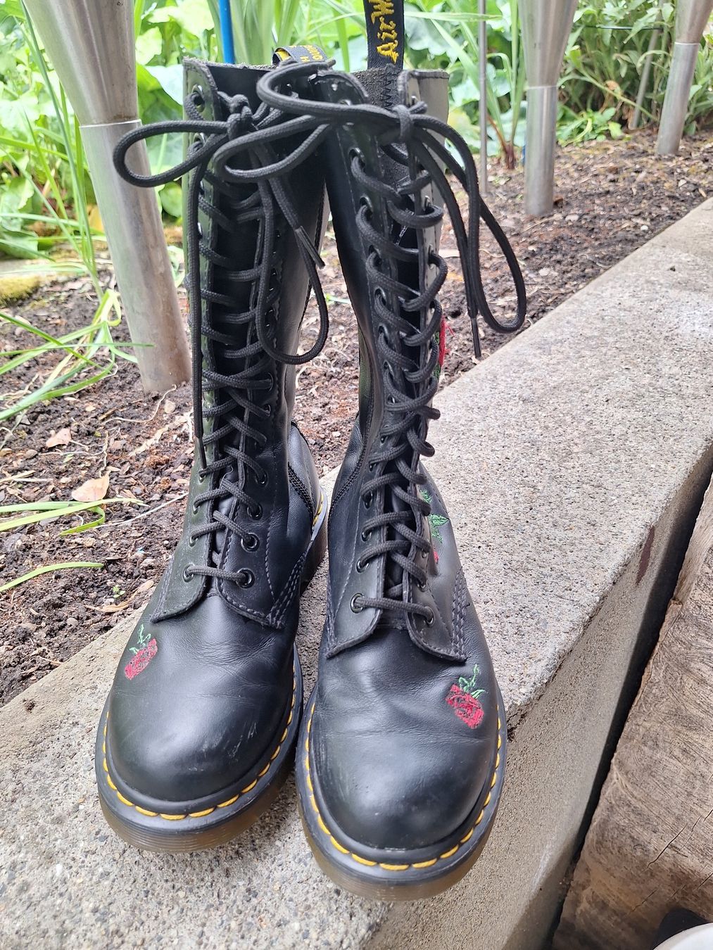 Dr. Martens Chaussures femmes: Dr Martens Stiefel – D'occasion à Teufenthal AG par boebe071 1