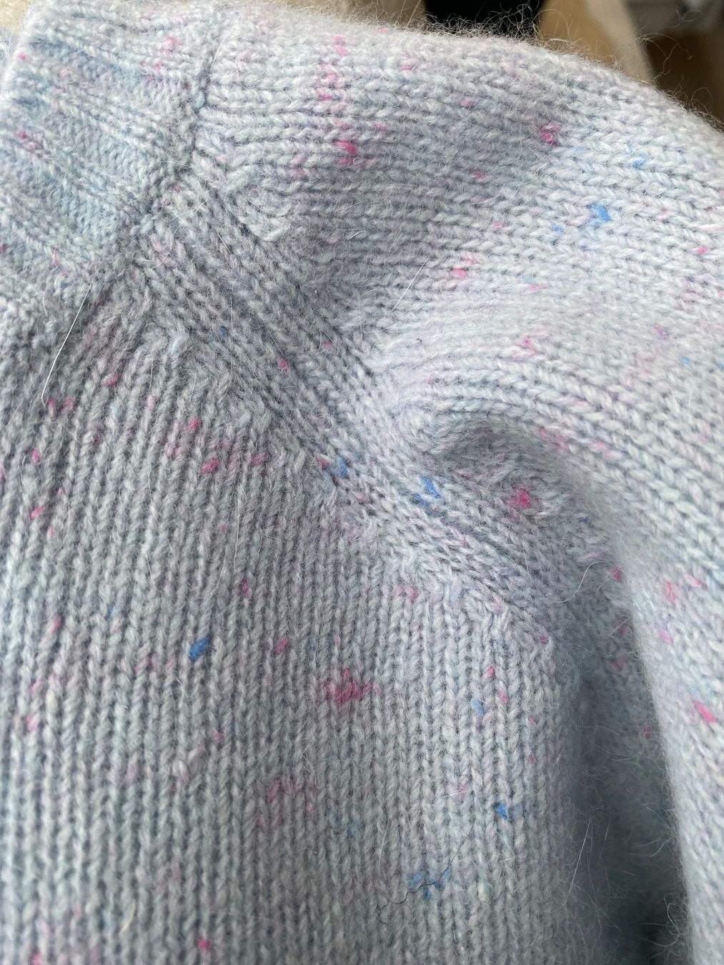 Maglioni & Felpe: Baby Blue Pullover aus Wolle und Angora 38 – Usato da Muri AG venduto da Mkikus 1