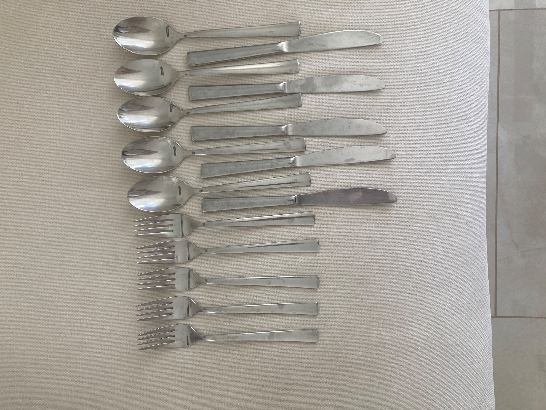Set di posate: Besteckset – Usato da Oberhasli venduto da IsmailRammal