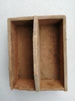 Alte Holz-Werkzeugkiste mit Griff - rustikaler Charme