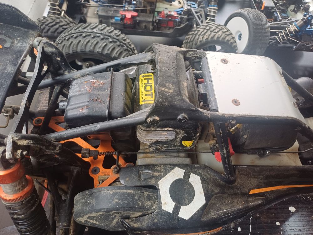 RC Kits de montage: RC Nitro Autos und Zubehör – Défectueux à Wangenried par Recycler94 8