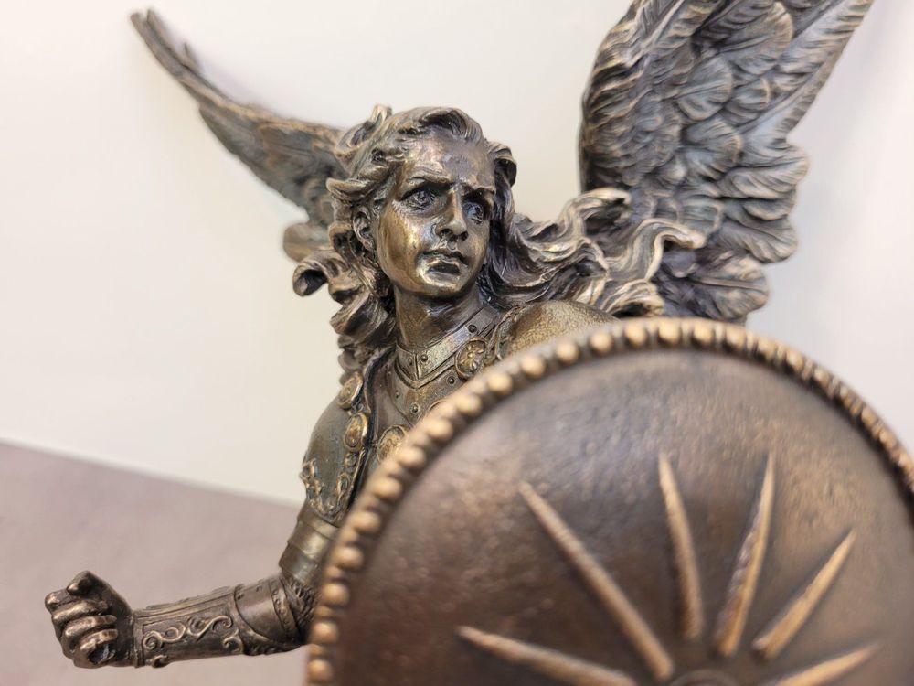 Veronese Design: Erzengel RAPHAEL Figur (Gebraucht) in Nottwil für CHF ...