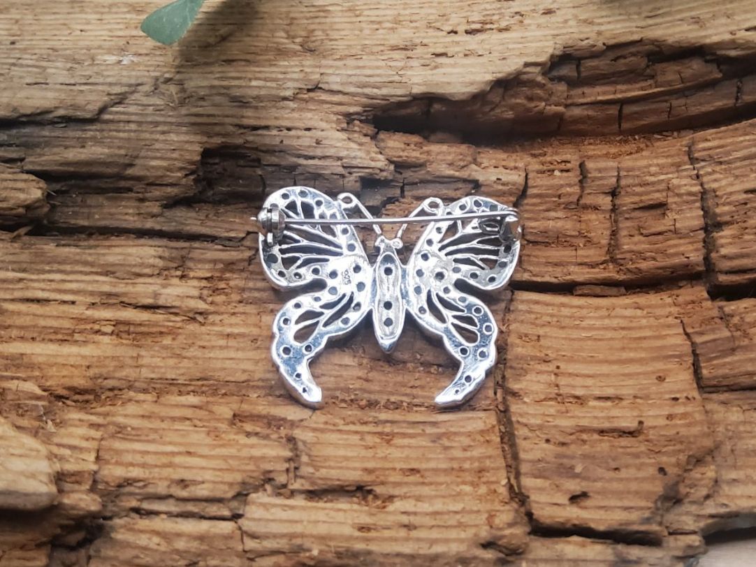 Spille & Fermagli: Vintage Brosche Schmetterling mit vielen Markasiten – Nuovo (secondo la descrizione) da Luzern venduto da S.Kern01 3