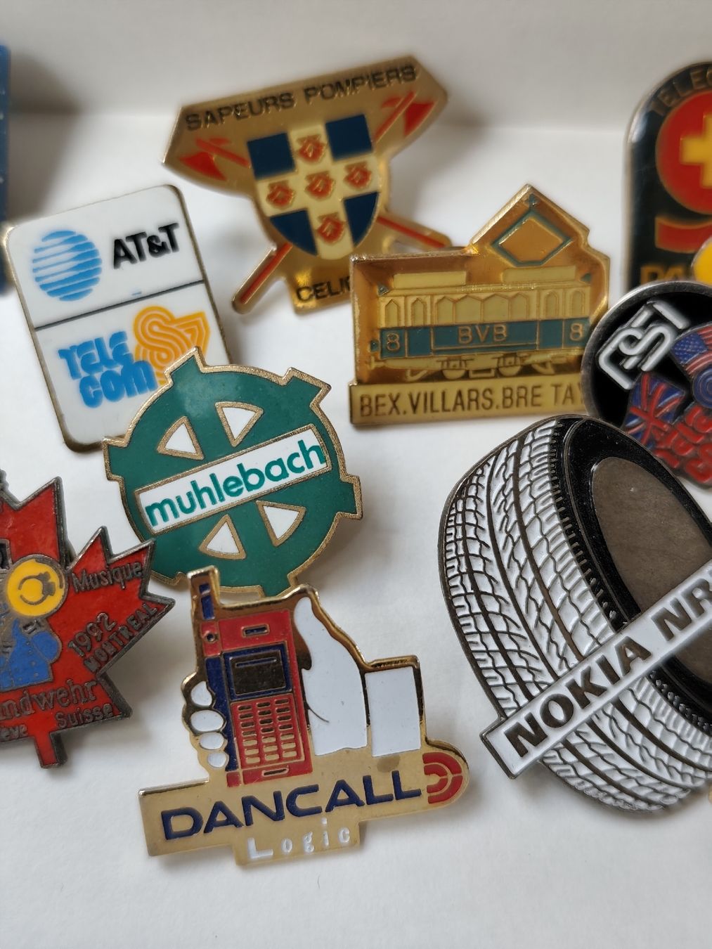 Plaketten & Abzeichen: Divers pins années 90's – Gebraucht aus Middes von Greg2707 2