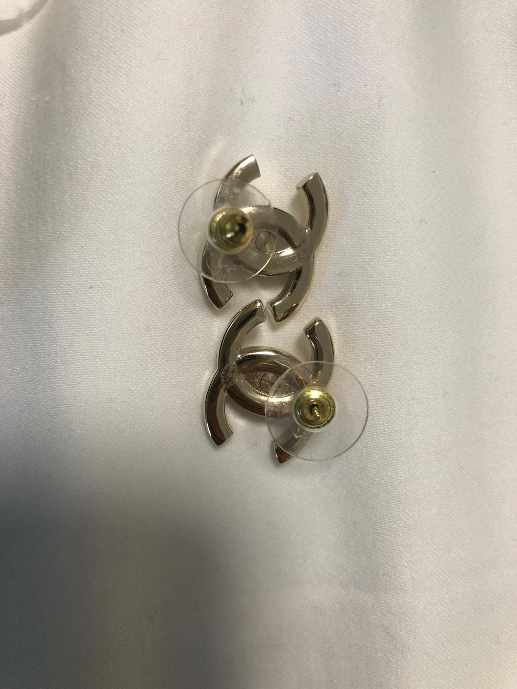 Chanel Orecchini pendenti & Orecchini a lobo: CHANEL boucles oreilles – Nuovo (secondo la descrizione) da Ascona venduto da principessacaroline 5