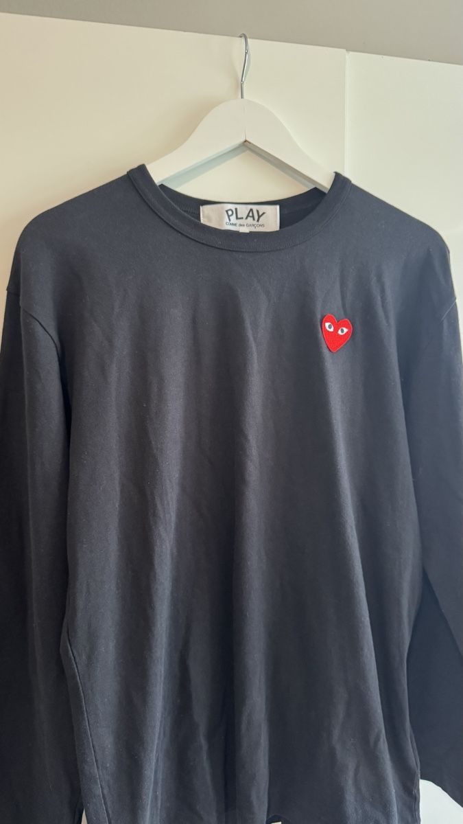 Comme Des Garcons T-shirt: Comme des Garçons PLAY Long Sleeve XL – Usato da Brugg AG venduto da GiovanniVercetti 1
