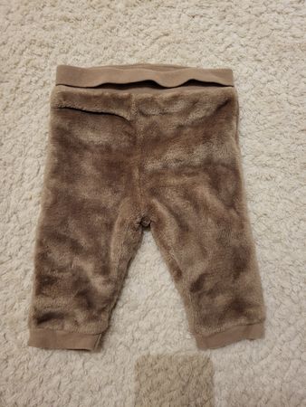 Warme Baby-Hose, Grösse 68, ideal für den Winter!🐻