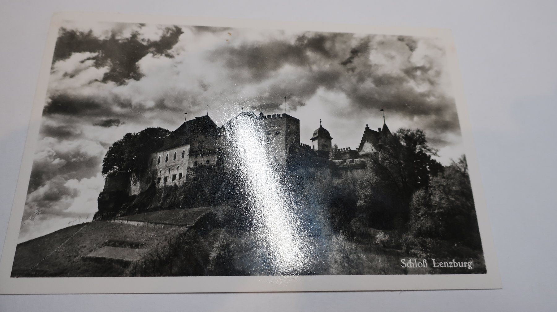 Cartoline postali: Schloss Lenzburg 1945 – Usato da Cormoret venduto da Pascalll2001 1