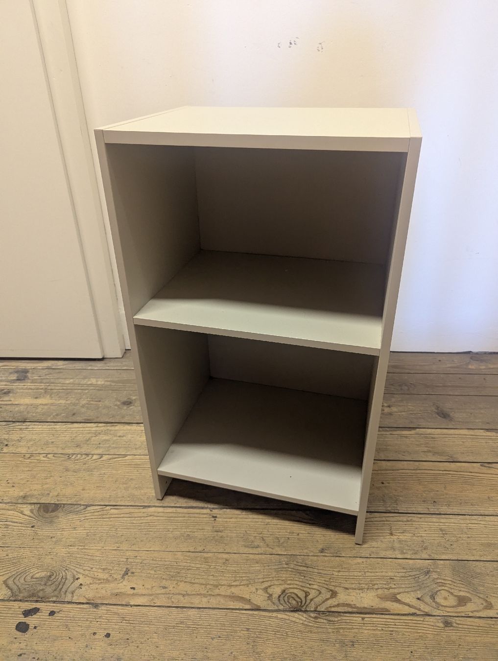 Regale: Shelf Unit - Two Shelves – Gebraucht aus Zürich von acc_m6jp
