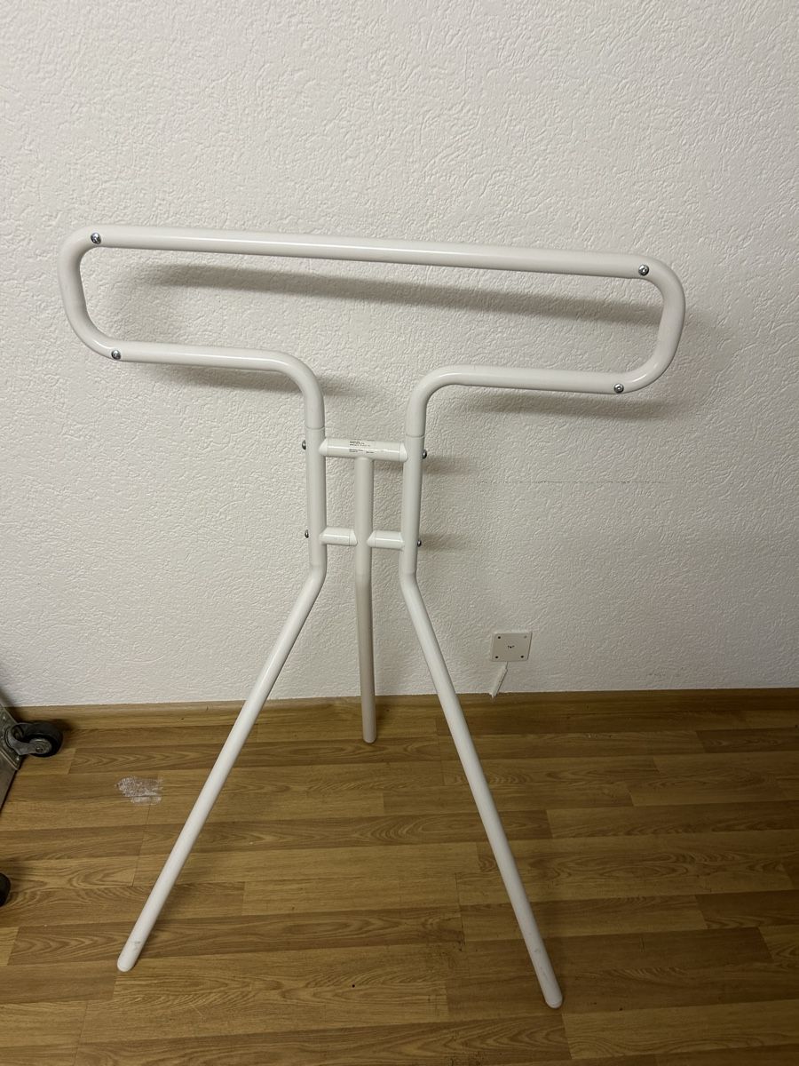 Mobili TV: Tv-Stand – Usato da Basel venduto da les_v2d8 1