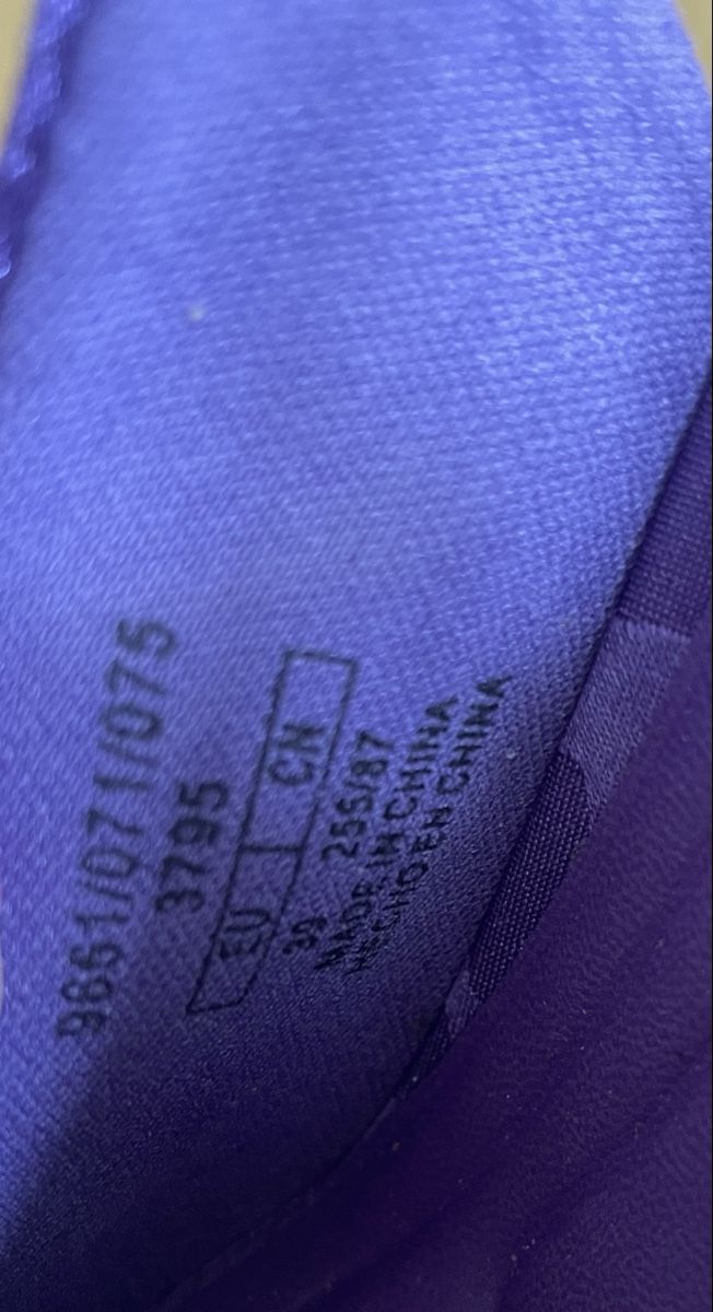 Stradivarius Damenschuhe: NEU! Decolleté von Stradivarius – Neu (gemäss Beschreibung) aus Horw von Spi8992 2