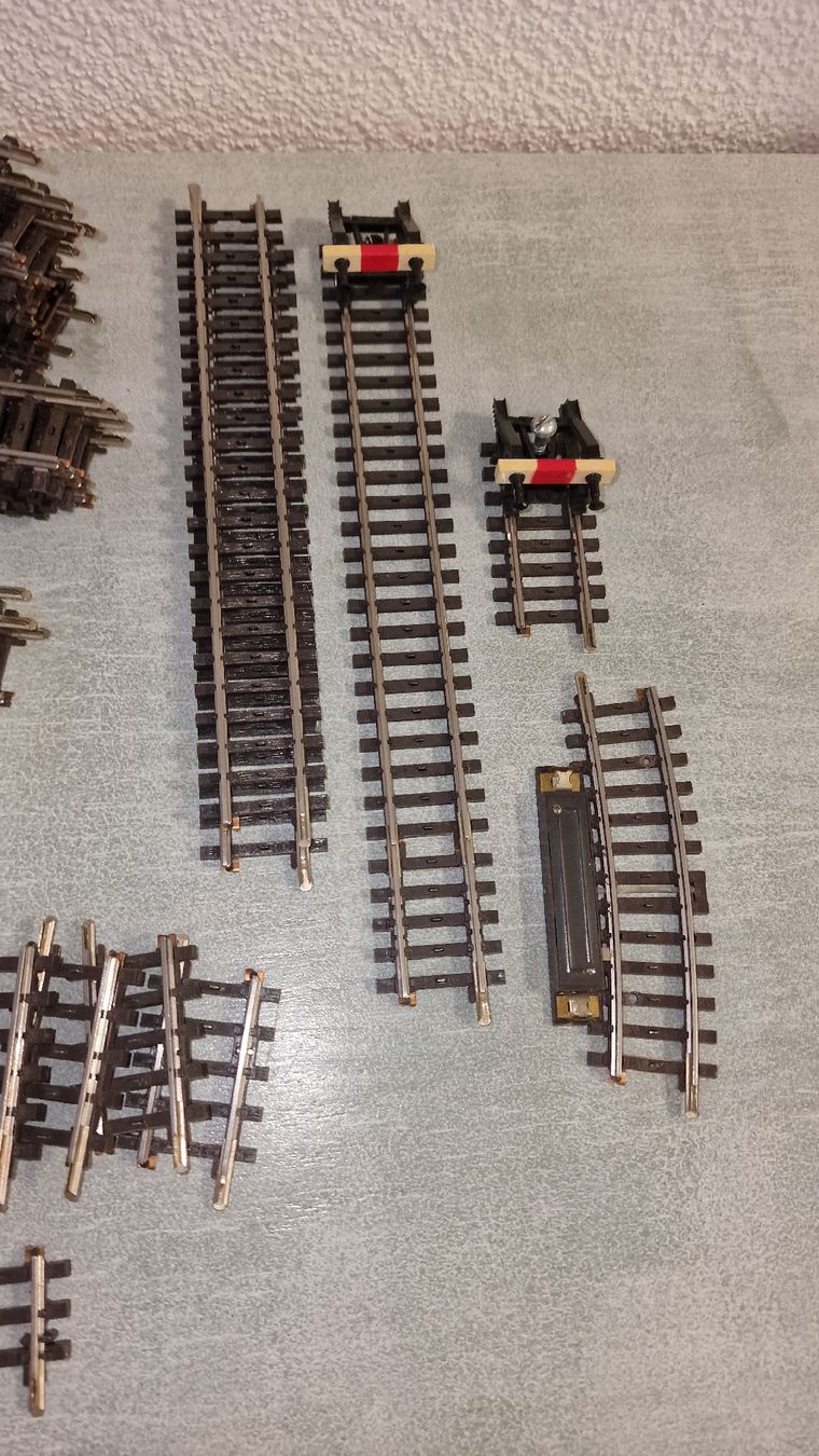 Märklin Modellini di ferrovie: Märklin H0 Gleise – Usato da Hasle LU venduto da luc_9pxg 2