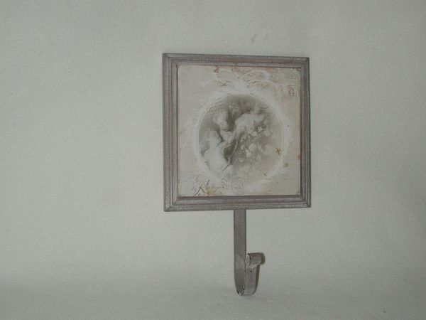 Ferramenta: 4 St. Wandbild grau mit Haken – Usato da Thun venduto da Fbchm