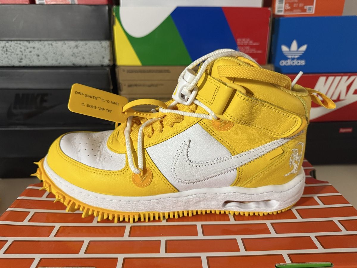 Scarpe da uomo: Nike Air Force 1 Mid SP – Nuovo (secondo la descrizione) da Tobel venduto da Carbon-Store