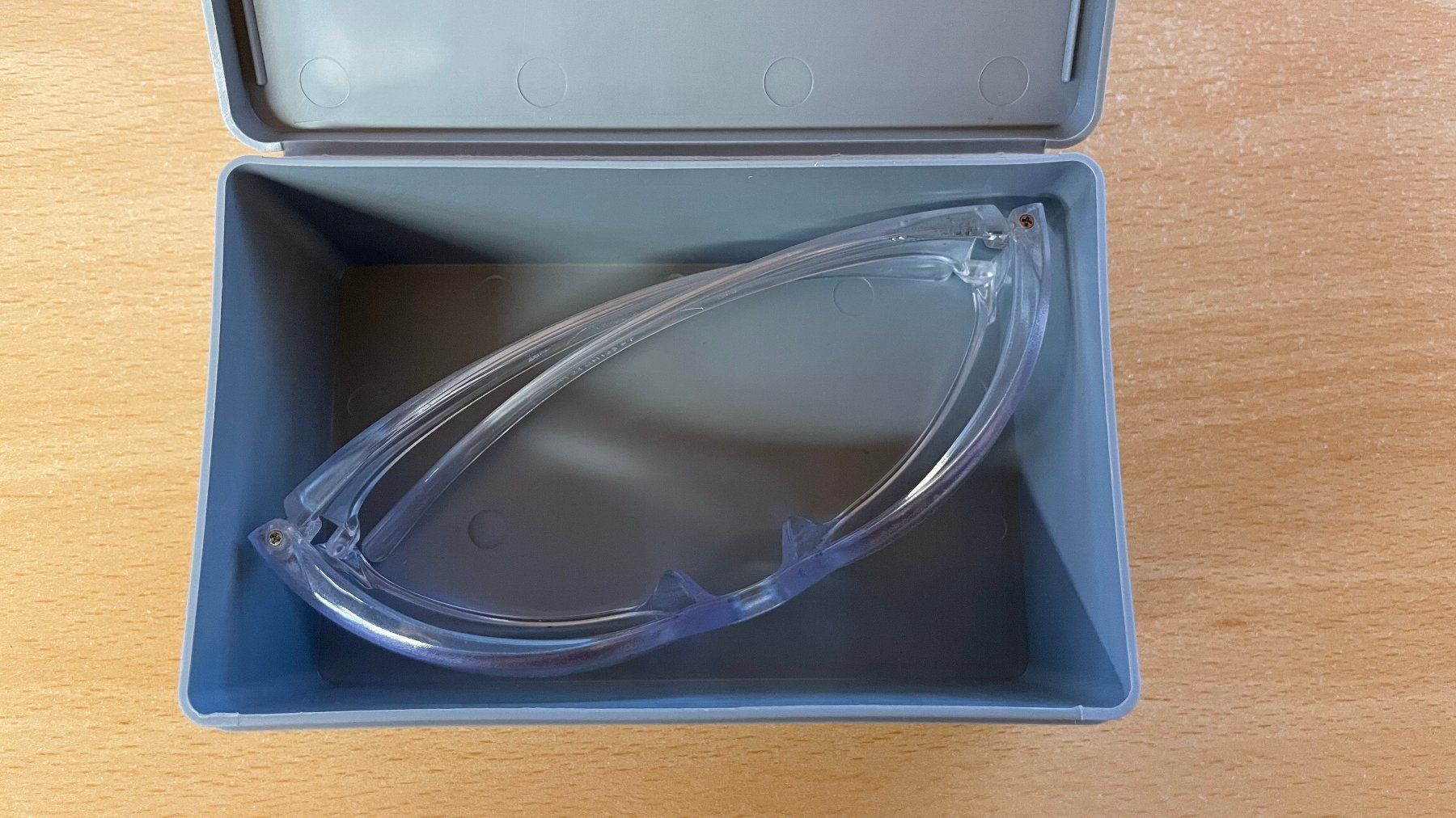 Contenitori & Simili: Kunststoffbox Plastikbehälter mit Scharnierdeckel 55mm hoch – Nuovo (secondo la descrizione) da Glattfelden venduto da cybermaxx 1