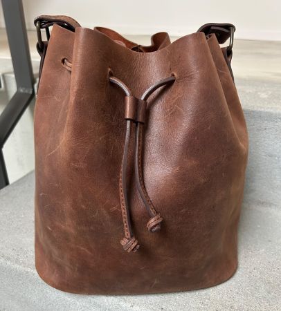 Neuwertige Park Bag braun, NP 329Fr.