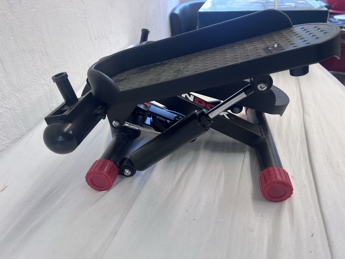 Hometrainer: Stepper Kendox  (94) – Usato da Glattfelden venduto da bro_f2vv 2