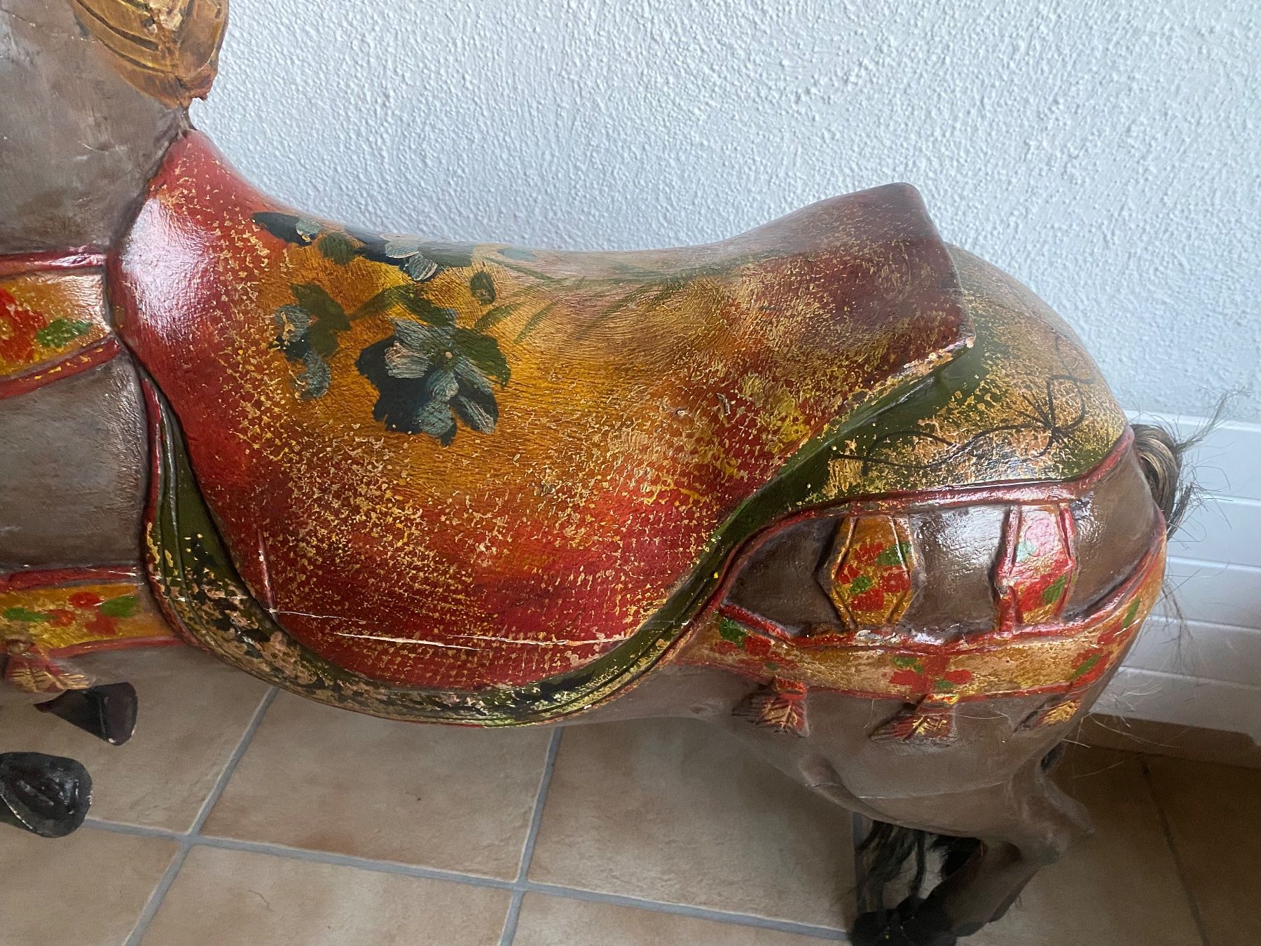 Statuette: Antikes Karussellpferd als Deko-Objekt – Usato da Seengen venduto da Maluscha 6
